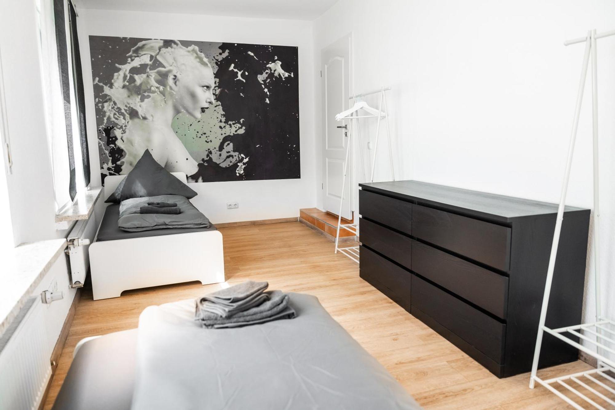 Apartment Grosse Monteurunterkunft 'all-inn' Bei In Ebersheim
